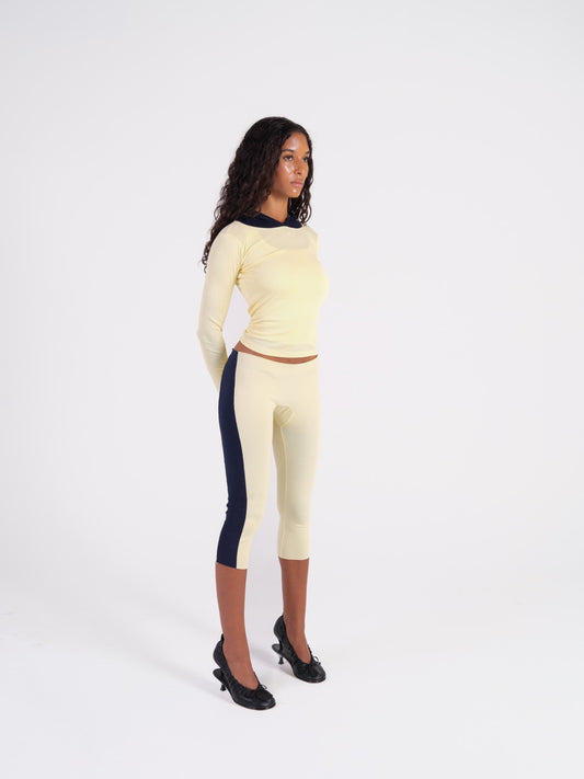 Dae Hoodie Butter & Blueberry